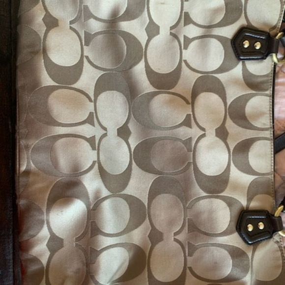 Coach Purse - Picture 3 of 4